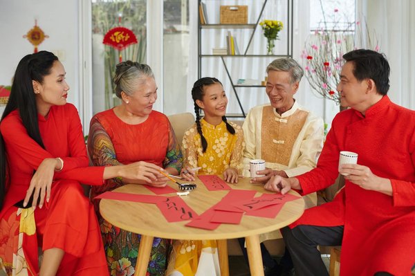 Quelle est l'histoire de l'art de la calligraphie arabe et son influence culturelle ?